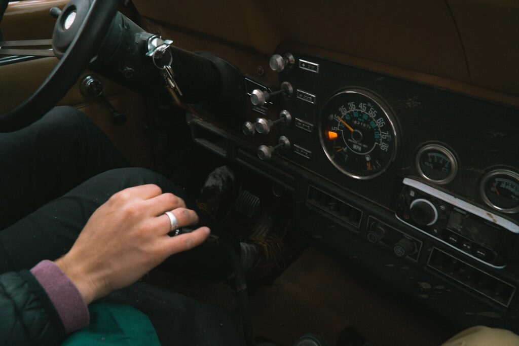 Cum funcționează cutia automată