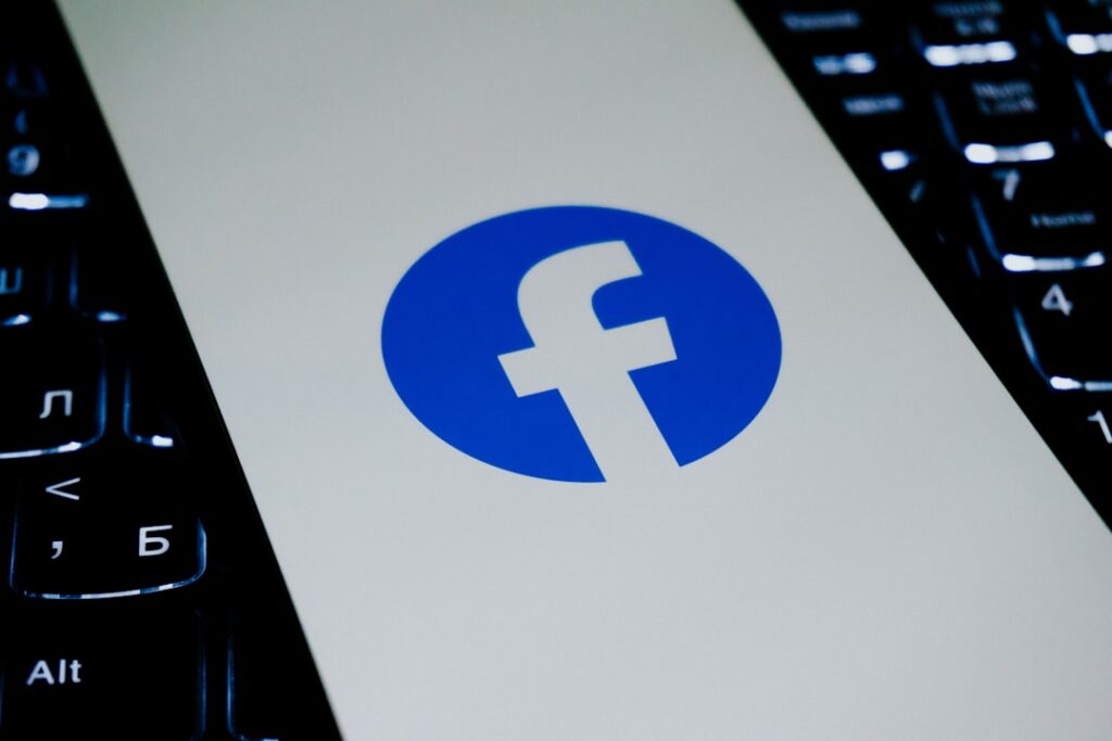 Cum să împart internetul între telefoane