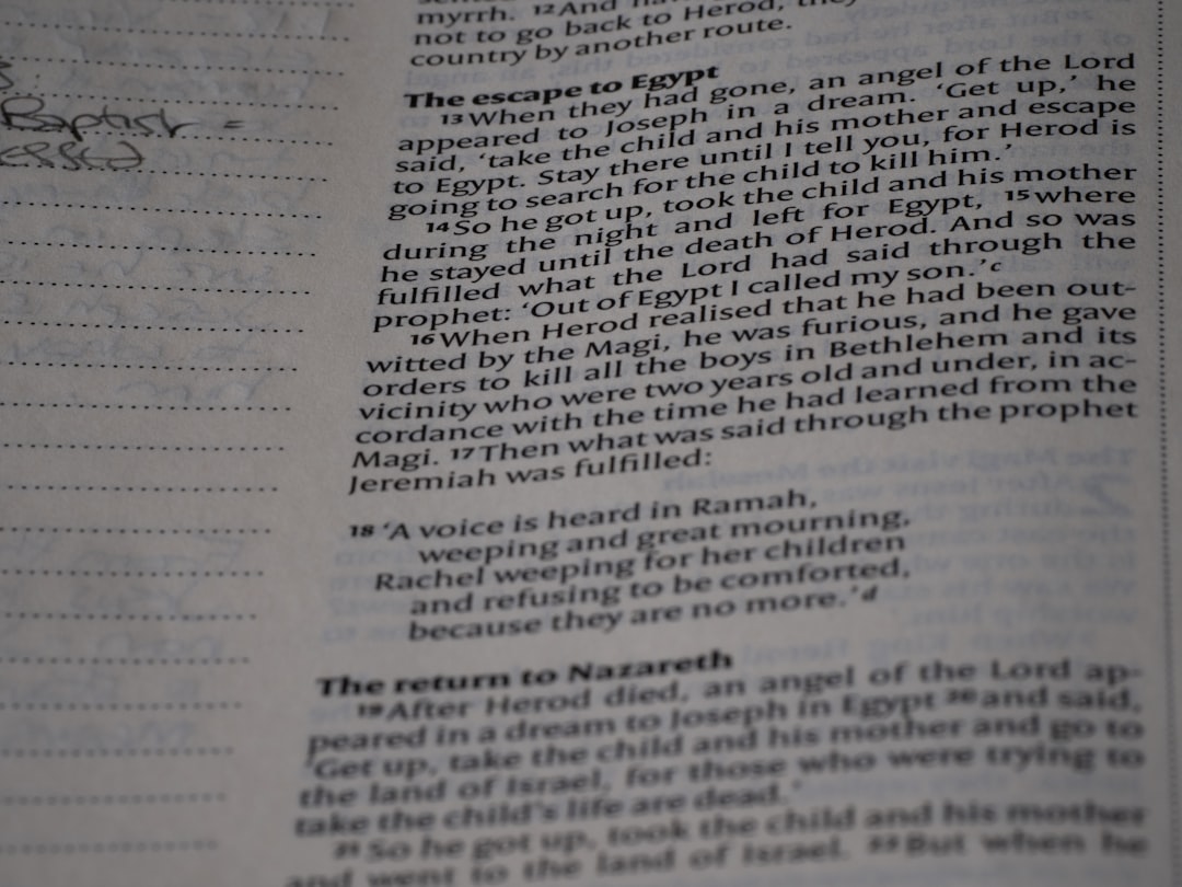 Photo learn English alone