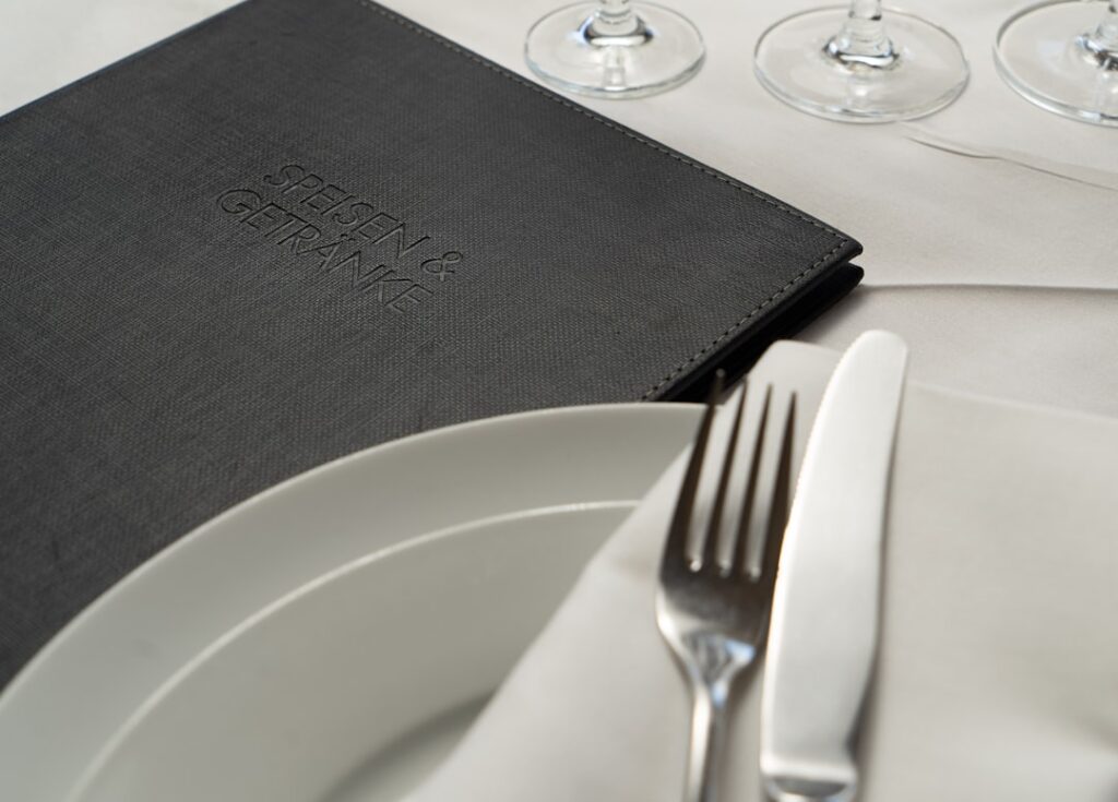 Cum alegi vesela și tacâmurile potrivite