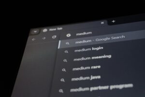 Photo search engines, indexing